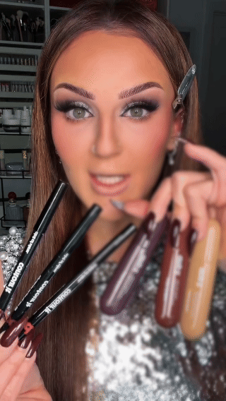 Amp (K)its: Color-rich lipampoules with matching lip liner